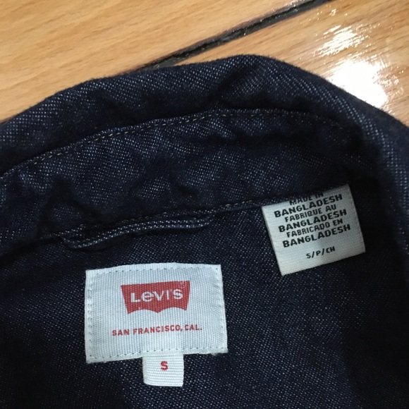 Men’s Pearl Snap Button Jean Shirt - Picture 4 of 5